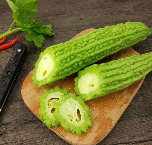 娱乐圈哪个地方吃瓜好,揭秘明星幕后那些事儿